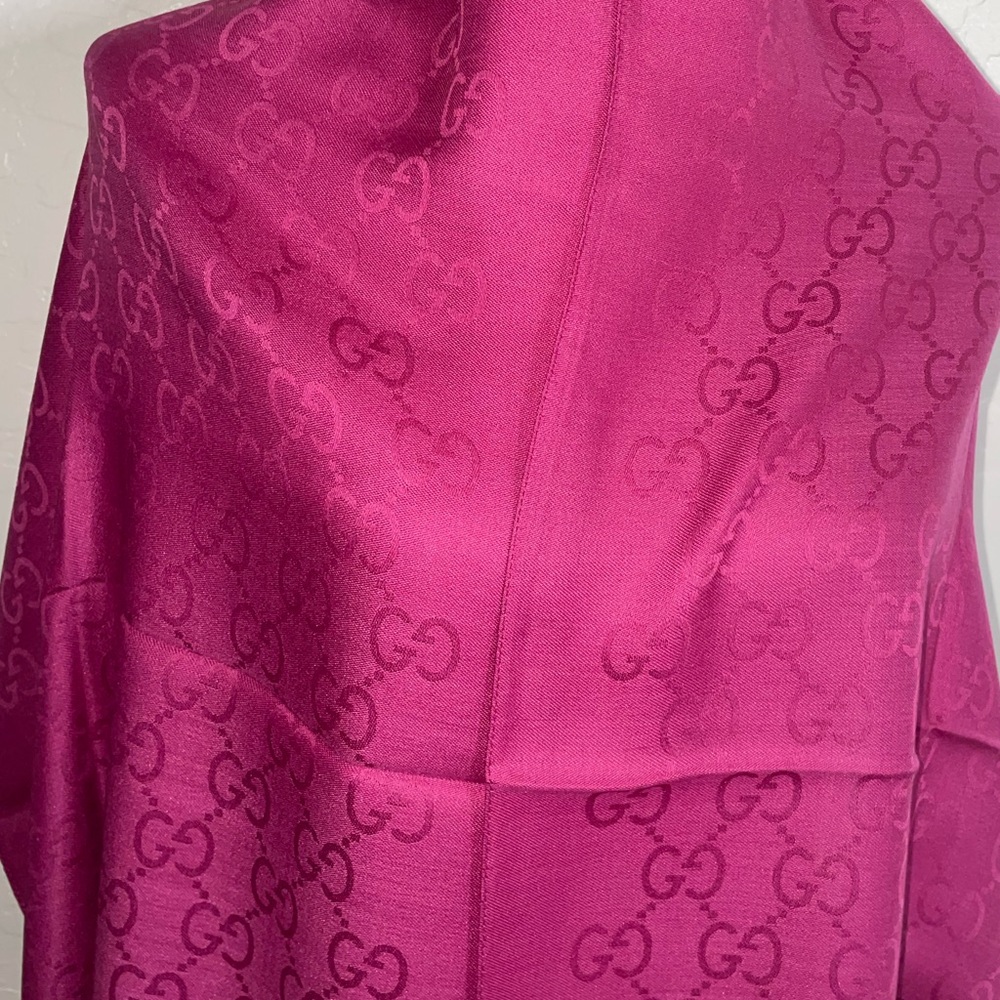 🎉HP🎉New! Gucci Logo Double GG Silk/Wool Pink Scarf 71”x18”-Made in Italy🇮🇹 - Picture 2 of 14
